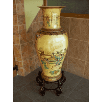 Інтерєрна ваза. Фарфор. Китай. (6114)