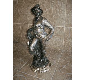 Бронзова скульптура на мармурі (6167)