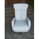 Нове шкіряне крісло-реклайнер (5565) - LvivMarket.net, Фото 1