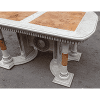 стол в греческом стиле
