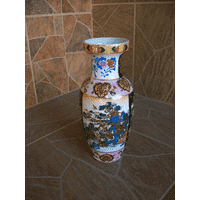 Інтерєрна ваза. Фарфор. Китай. (6132)