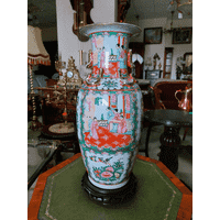 Інтерєрна ваза. Фарфор. Китай. (5777)