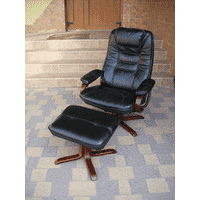 Шкіряне крісло,відпочинкове + пуфік (6142)