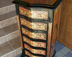 Інкрустований комод в стилі Буль (5731) Інкрустований комод в стилі Буль (5731)