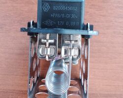 Резистор вентилятора охлаждения/ под кондиционер Opel Movano (1998-2003) 91159754,4408008,8200045082,7701049661,2149300QAD,21493-00QAD
