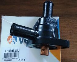 Корпус термостата (термостат) Citroen Jumper (1994-2002) 2.5D/TD/TDI 133838,9614500980,TH5309.84J,FE22059,HP721113,WA410058.84D,VAL819953 Корпус термостата (термостат) Citroen Jumper (1994-2002) 2.5D/TD/TDI 133838,9614500980,TH5309.84J,FE22059,HP721113,WA410058.84D,VAL819953