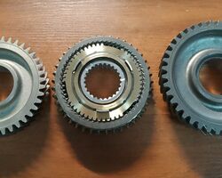 Шестерни 1/ 2 передачи + муфта в зборе КПП тип MLC Fiat Ducato 244 (2002-2006) 1682770980,9467633588,9661271188,9653583980 Шестерни 1/ 2 передачи + муфта в зборе КПП тип MLC Fiat Ducato 244 (2002-2006) 1682770980,9467633588,9661271188,9653583980