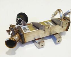 Охладитель отработанных газов (теплообменник EGR) Renault Trafic (2006-2014) 2.0dci 147350782R,8200910446,CE 19000 P Охладитель отработанных газов (теплообменник EGR) Renault Trafic (2006-2014) 2.0dci 147350782R,8200910446,CE 19000 P