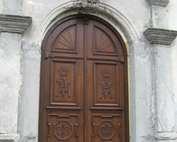 церковні двері