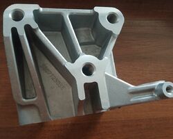 Кронштейн опоры двигателя правый Fiat Ducato 244 (2002-2006) 2.3jtd 5802125035,504105914,5801904570,5802125036,FT52645 Кронштейн опоры двигателя правый Fiat Ducato 244 (2002-2006) 2.3jtd 5802125035,504105914,5801904570,5802125036,FT52645