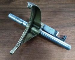 Вилка включения 3-4 передачи тип КПП ML Fiat Scudo 220 (1995-2004) 1.9TD/2.0JTD 9618162180,255457,2554.57 Вилка включения 3-4 передачи тип КПП ML Fiat Scudo 220 (1995-2004) 1.9TD/2.0JTD 9618162180,255457,2554.57