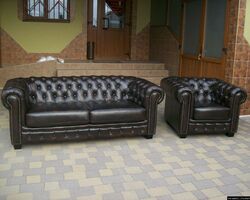 Новий шкіряний комплект меблів в стилі CHESTERFIELD (4952) Новий шкіряний комплект меблів в стилі CHESTERFIELD (4952)