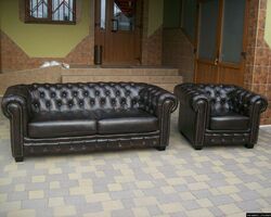 Новий шкіряний комплект меблів в стилі CHESTERFIELD (4952)