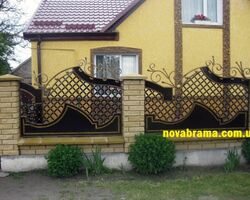 Кована огорожа Авеліна Кована огорожа Авеліна