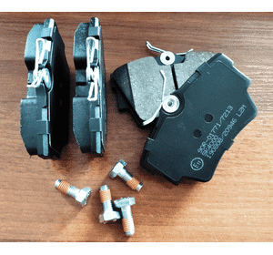 Тормозные колодки задние Nissan Primastar (2000-2011) 4406000QAF,1605199,93192389,7701054772,LPR05P946,8671016185 Тормозные колодки задние Nissan Primastar (2000-2011) 4406000QAF,1605199,93192389,7701054772,LPR05P946,8671016185
