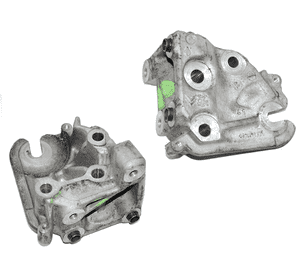 Кронштейн двигателя 2.0HDI правый PEUGEOT 3008 09-16 (ПЕЖО 3008) (9682417480) Кронштейн двигателя 2.0HDI правый PEUGEOT 3008 09-16 (ПЕЖО 3008) (9682417480)
