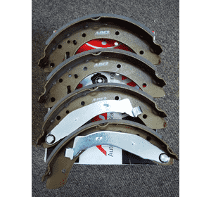 Тормозные колодки задние (барабанные тормоза) Peugeot Partner M59 (2003-2008) 4241J8,4241K8,4241L6,1610091280,LPR07420,C0C013ABE Тормозные колодки задние (барабанные тормоза) Peugeot Partner M59 (2003-2008) 4241J8,4241K8,4241L6,1610091280,LPR07420,C0C013ABE