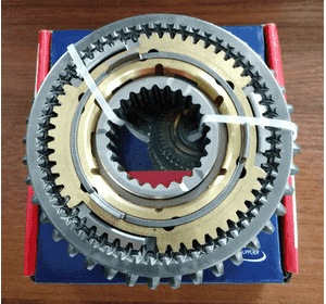 Муфта 1-2 передачи в зборе тип КПП MLC Peugeot Boxer II (2002-2006) 232396,2323E5,9467633588,9464466188,FT62426 Муфта 1-2 передачи в зборе тип КПП MLC Peugeot Boxer II (2002-2006) 232396,2323E5,9467633588,9464466188,FT62426