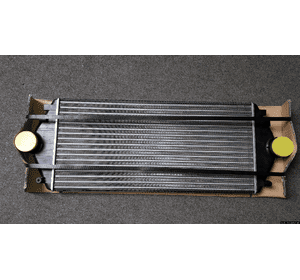 Радиатор интеркулера Citroen Jumpy (1995-2004) 0384E7,0384 E7,0384.E7,1472059080,755216E,5786J8-1 Радиатор интеркулера Citroen Jumpy (1995-2004) 0384E7,0384 E7,0384.E7,1472059080,755216E,5786J8-1