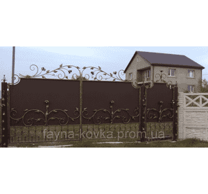 Кована брама 385 Кована брама 385