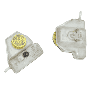 Бачок главного тормозного цилиндра  96- VOLKSWAGEN TRANSPORTER T4 90-03 (ФОЛЬКСВАГЕН  ТРАНСПОРТЕР Т4) Бачок главного тормозного цилиндра  96- VOLKSWAGEN TRANSPORTER T4 90-03 (ФОЛЬКСВАГЕН  ТРАНСПОРТЕР Т4)