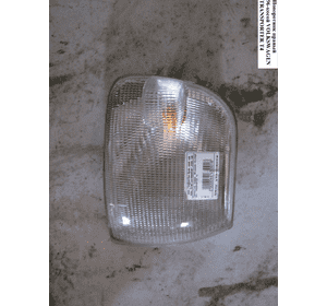 Поворотник правый  96- косой VOLKSWAGEN TRANSPORTER T4 90-03 (ФОЛЬКСВАГЕН  ТРАНСПОРТЕР Т4) (701953050) Поворотник правый  96- косой VOLKSWAGEN TRANSPORTER T4 90-03 (ФОЛЬКСВАГЕН  ТРАНСПОРТЕР Т4) (701953050)