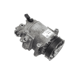 Компрессор кондиционера 1.6 TDI  VOLKSWAGEN GOLF 6 09-14 (ФОЛЬКСВАГЕН  ГОЛЬФ 6) (5N0820803A) Компрессор кондиционера 1.6 TDI  VOLKSWAGEN GOLF 6 09-14 (ФОЛЬКСВАГЕН  ГОЛЬФ 6) (5N0820803A)