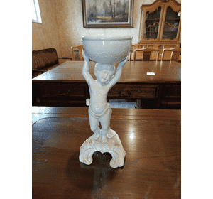 Фарфоровий вазон- скульптура (5866) Фарфоровий вазон- скульптура (5866)