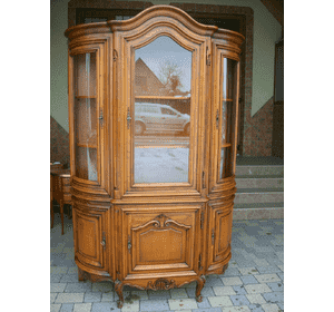 Вітрина Луї (4030) Вітрина Луї (4030)