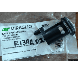 Корпус личинки замка передней / задней правой двери Fiat Ducato 244 (2002-2006) 735318925,MG80/458 Корпус личинки замка передней / задней правой двери Fiat Ducato 244 (2002-2006) 735318925,MG80/458