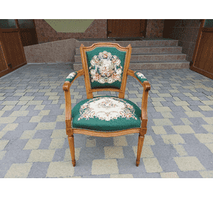 Крісло з підлокотниками в стилі Луї (6559)