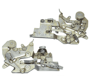 Замок двери (механизм)  боковой правый механический -93 VOLKSWAGEN TRANSPORTER T4 90-03 (ФОЛЬКСВАГЕН Замок двери (механизм)  боковой правый механический -93 VOLKSWAGEN TRANSPORTER T4 90-03 (ФОЛЬКСВАГЕН