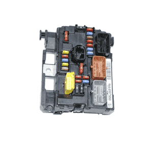 Блок предохранителей моторного отсека  BSM PEUGEOT 207 2006-2015 (ПЕЖО 207) (9664997880) Блок предохранителей моторного отсека  BSM PEUGEOT 207 2006-2015 (ПЕЖО 207) (9664997880)