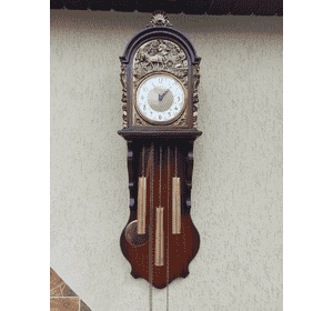 Настінний годинник (дерево, чеканка)(6506) Настінний годинник (дерево, чеканка)(6506)