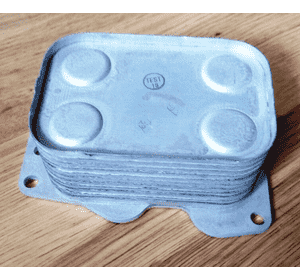 Масляный охладитель (теплообменник) Fiat Scudo 270 (2007-……) 2.0JTD 9672654380,9810152980,1103T3,1700806,HW910050 Масляный охладитель (теплообменник) Fiat Scudo 270 (2007-……) 2.0JTD 9672654380,9810152980,1103T3,1700806,HW910050