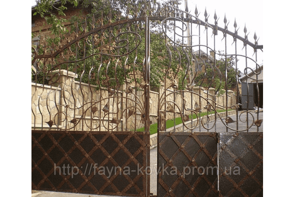 Ковані ворота 19700 - ЛьвівМаркет Ковані ворота 19700 - LvivMarket.net
