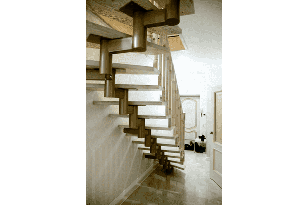 Сходи з дерева - ЛьвівМаркет Сходи з дерева - LvivMarket.net