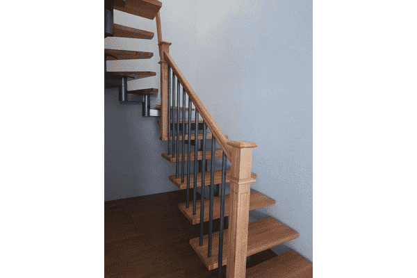 Виготовлення сходів.Дубові сходи.Сходинки та поручні - LvivMarket.net