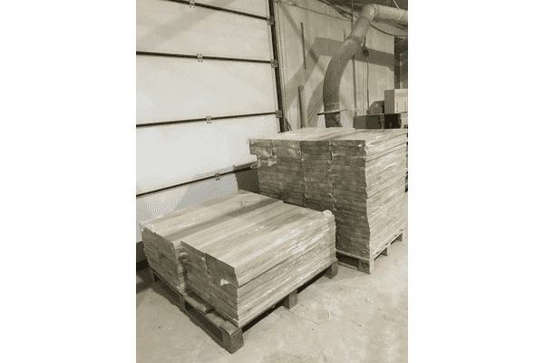 Сходинки дерев'яні.Дубові сходинки. - ЛьвівМаркет Сходинки дерев'яні.Дубові сходинки. - LvivMarket.net