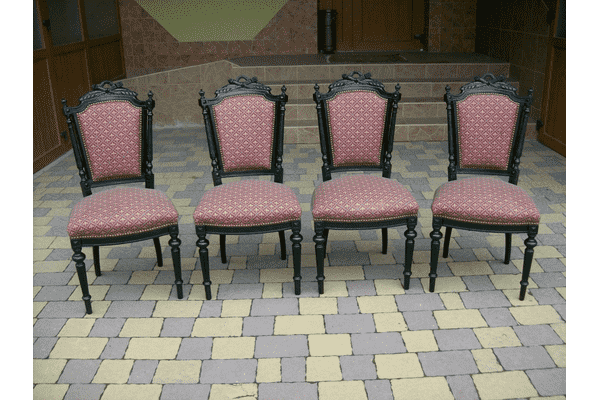 Комплект деревяних стільців (6097) - LvivMarket.net