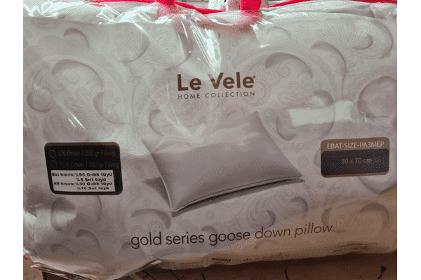 Подушка Le Vele GOLD 50*70 - LvivMarket.net