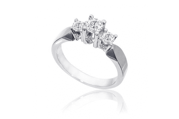 Перстень для коханої з діамантами - LvivMarket.net