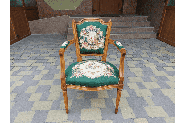 Крісло з підлокотниками в стилі Луї (6559) - LvivMarket.net