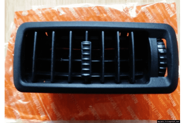 Дефлектор (детали панели, торпеды) Опель Виваро / Opel Vivaro (2000-2014) 7701054458,ATT505 0803, RF 4833,R6-136.S.150 - LvivMarket.net